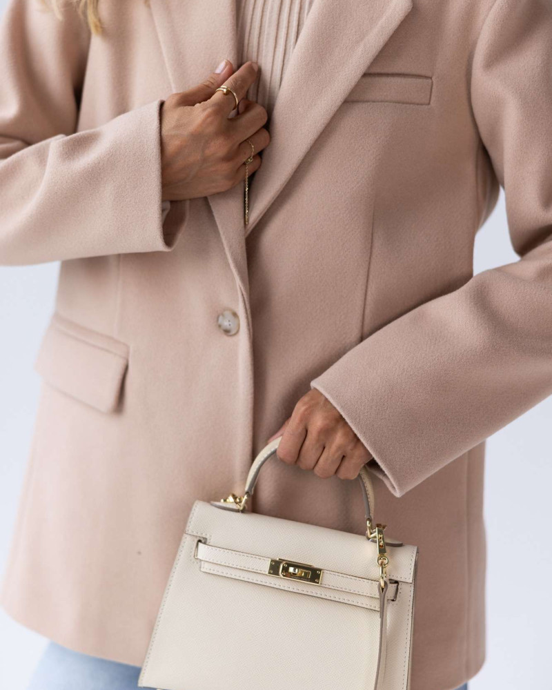 Жакет бежевий утеплений M