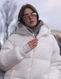 Пуховик Молочний M