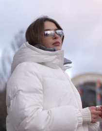 Пуховик Молочний M