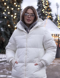 Пуховик Молочний M