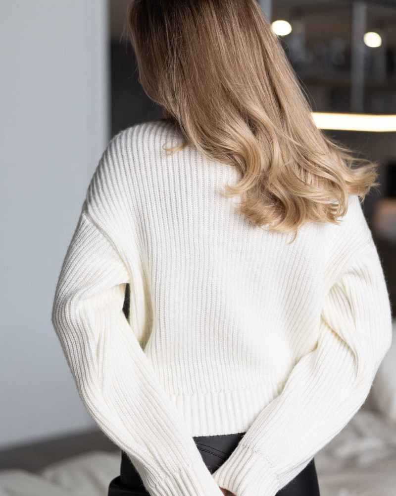 Светр на блискавці Молочний